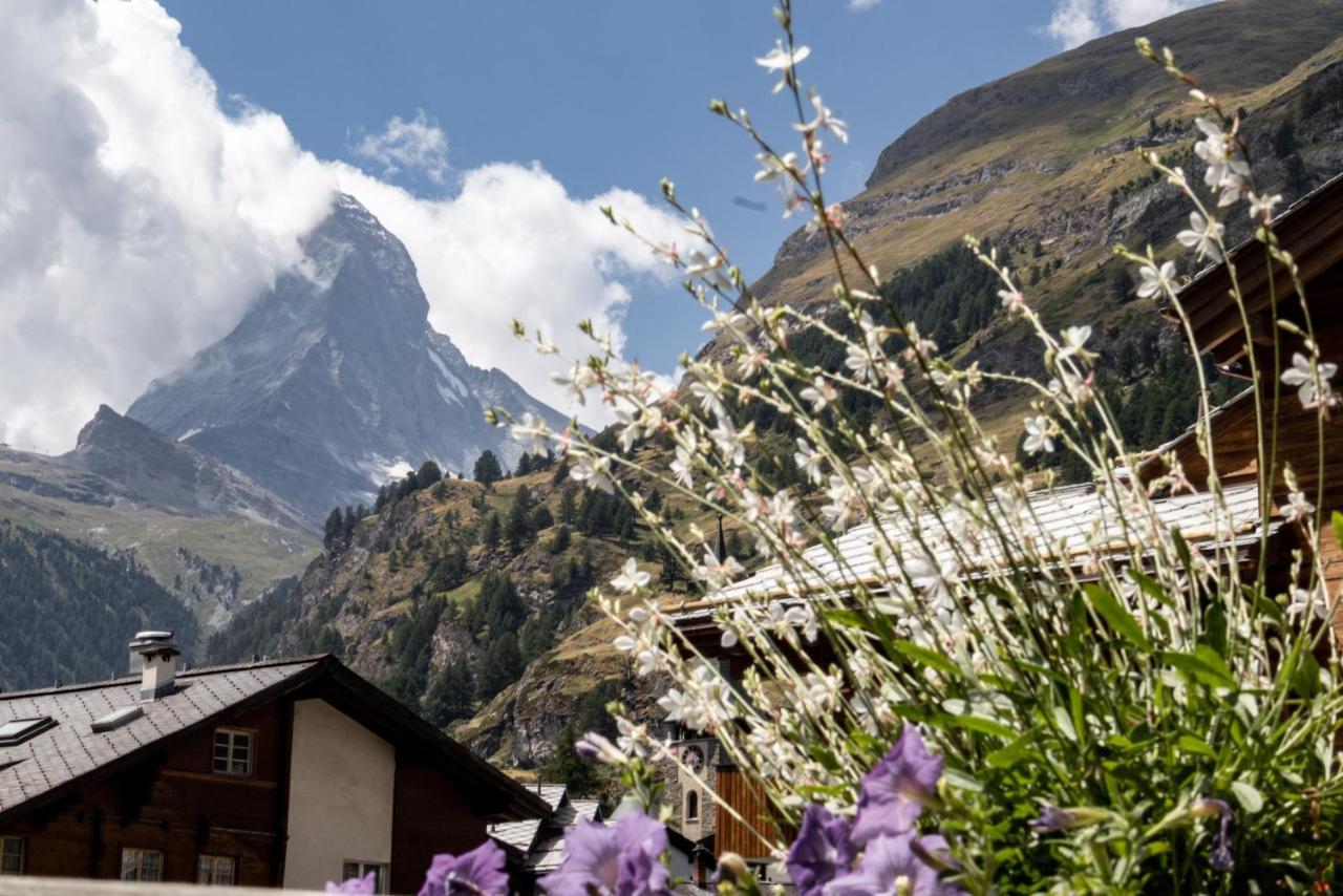 Village Apartment With Matterhorn View Zermatt Exterior foto